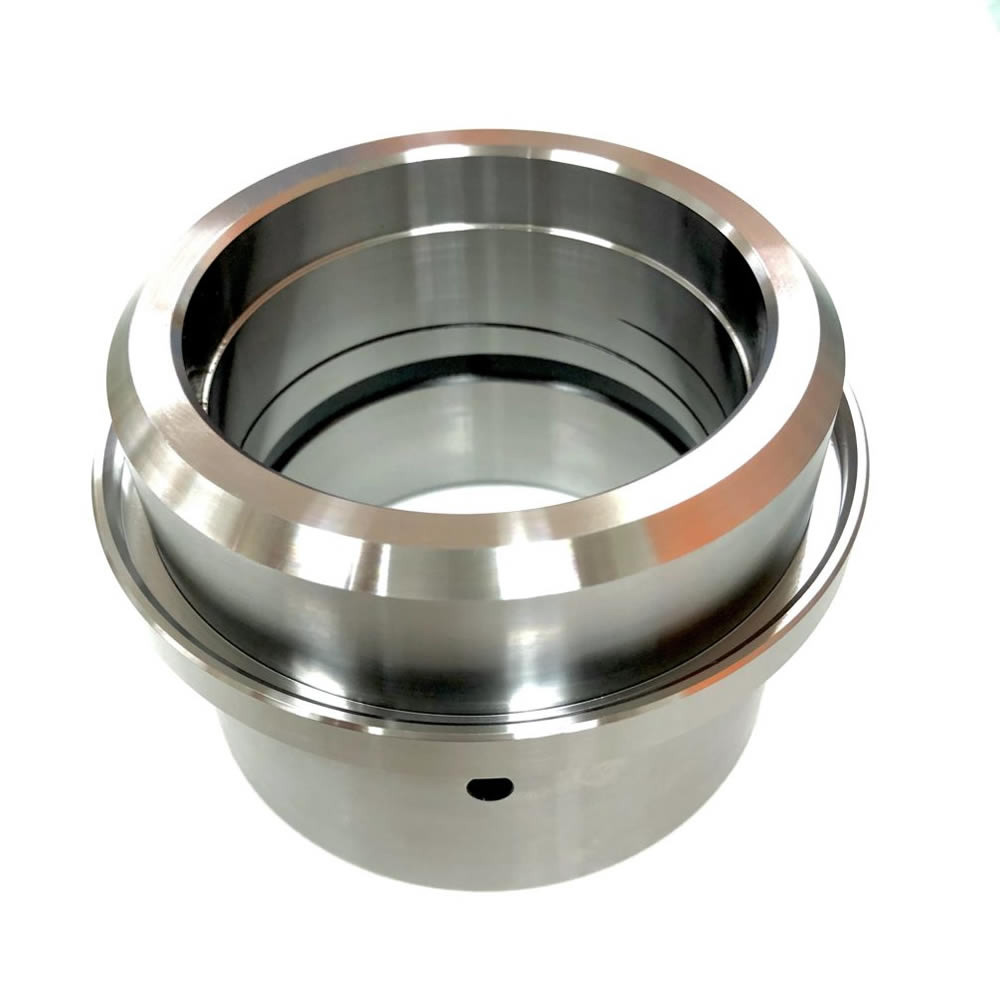 スリーブ SCM435H 機械加工 工作機械 /小ロット（複合旋盤）  φ95x63