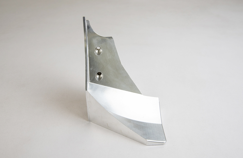 ドアコーナー機械加工