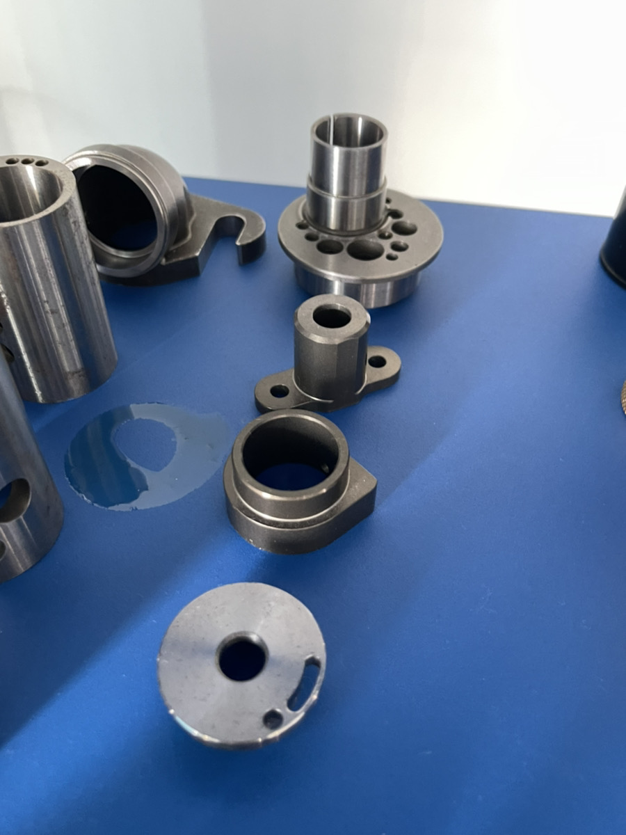 鍛造からの削り出し　電子部品　使用用途　半導体