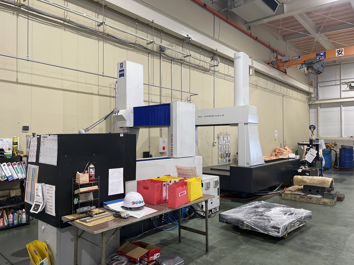 Mitutoyo CRYSTA-APEX S（３）機械加工のテクニア郡上工場3次元測定器 機械加工のTEKNIA郡上工場