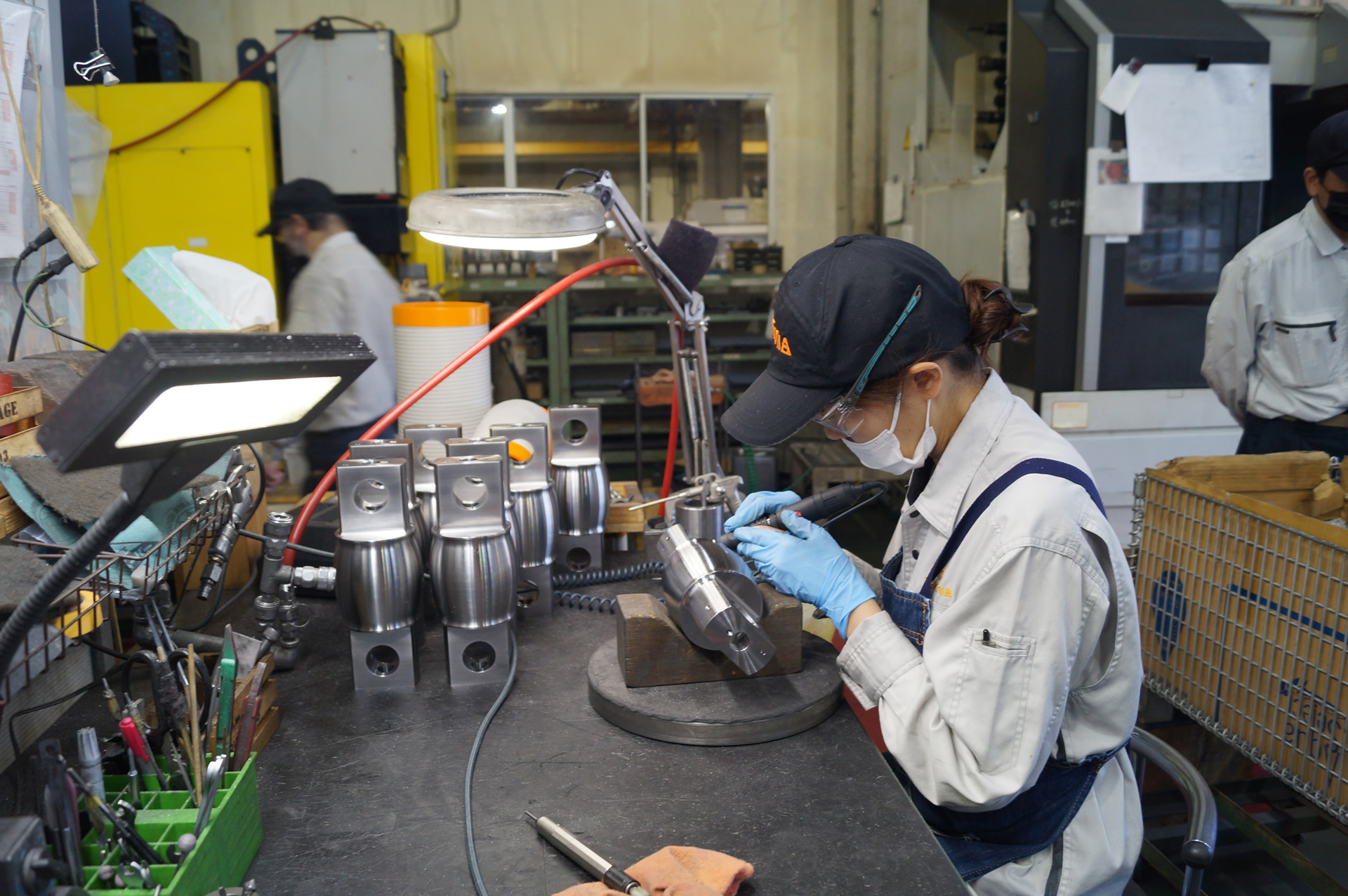 バリ取り株式会社TEKNIA 名古屋工場　〒454-0954 愛知県名古屋市中川区江松３丁目４５９