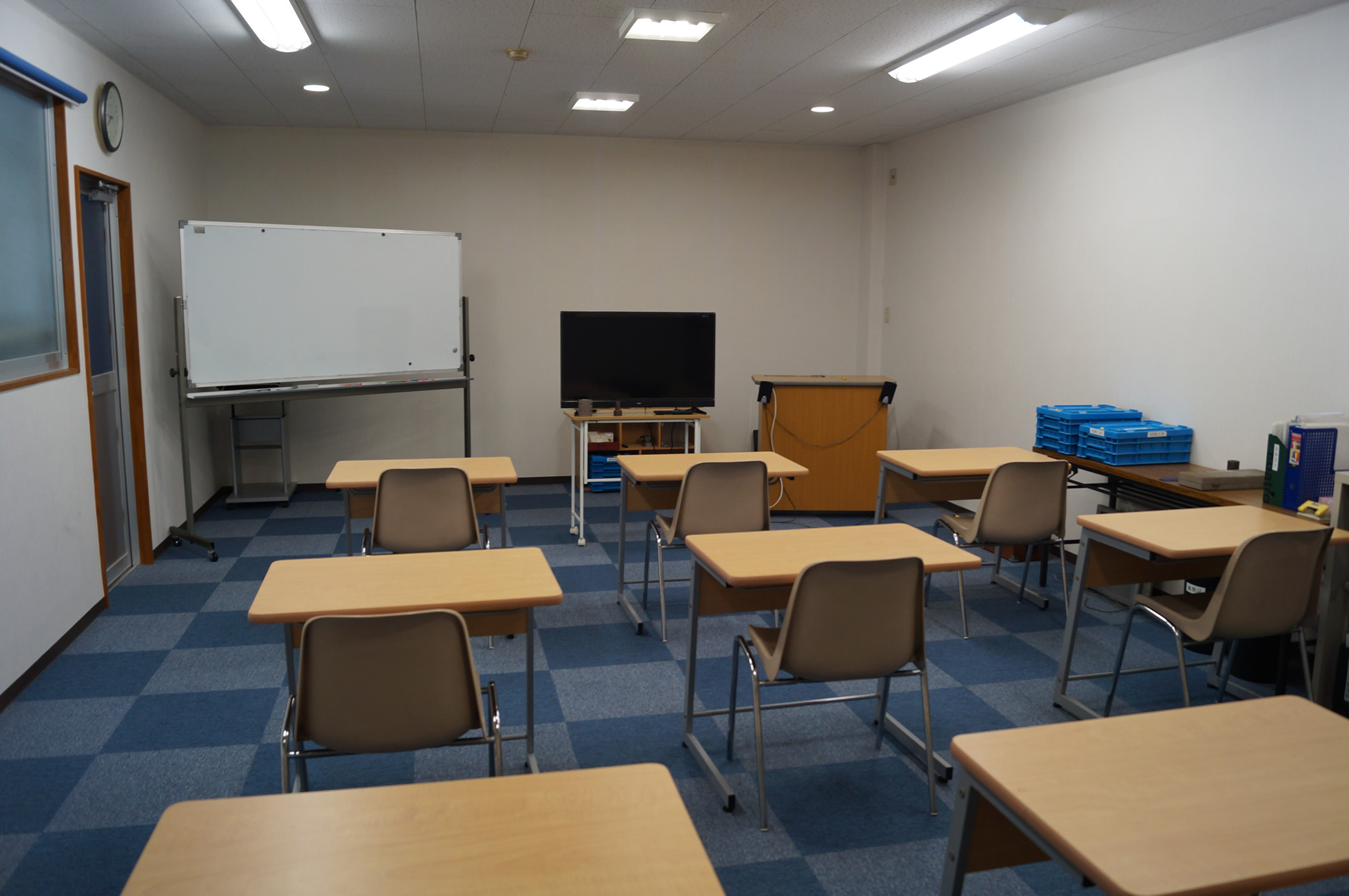 テクニアカレッジ教室 株式会社TEKNIA 名古屋工場　〒454-0954 愛知県名古屋市中川区江松３丁目４５９